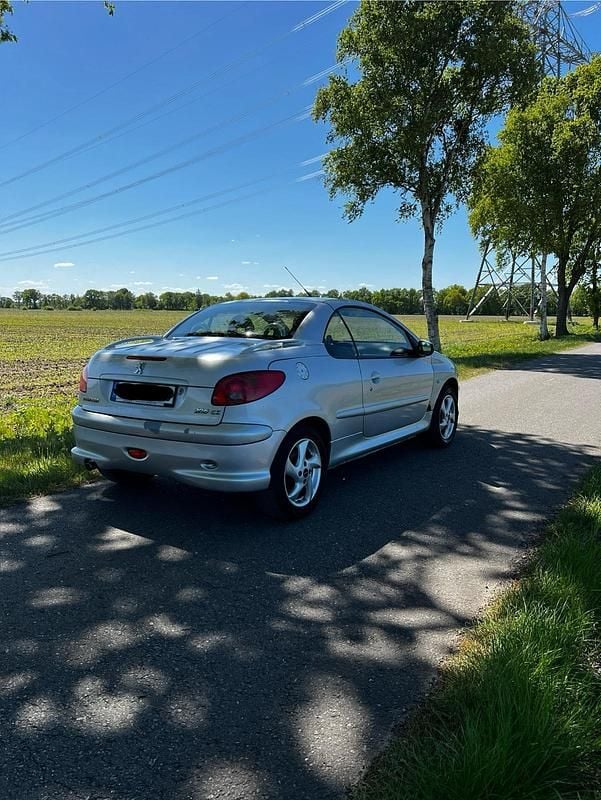Gebraucht 2004 Peugeot 206 CC Cabrio | 650 € (Superpreis) - Bild 1/4