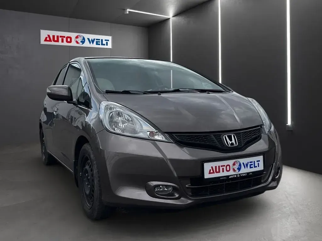 Gebraucht Honda Jazz Comfort 99 PS (72 kW) 2013 Braun Kleinwagen