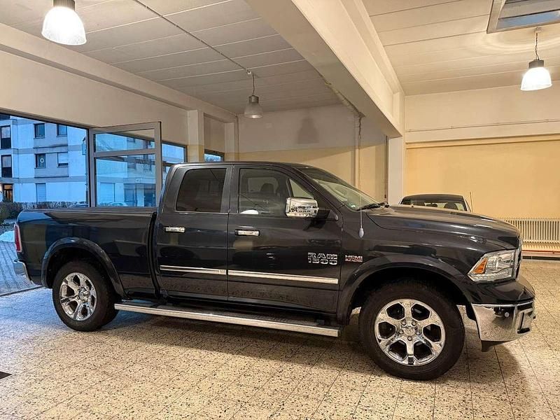 Gebraucht Dodge Ram 401 PS (294 kW) 2014 Grau Abholung