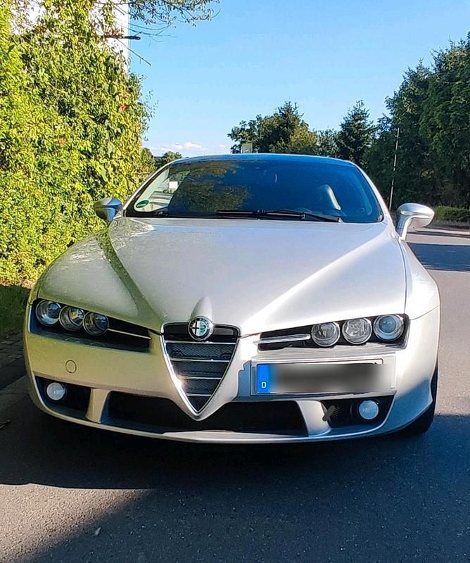 Silber Gebraucht 2006 Alfa Romeo Brera Coupé | 5.500 € (Teuer) - Bild 1/4