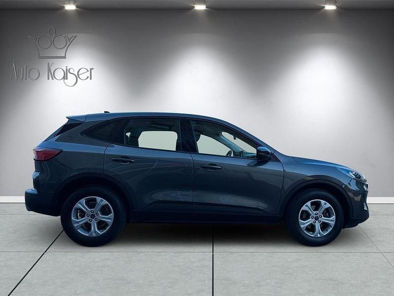 Gebraucht Ford Kuga Cool & Connect 152 PS (111 kW) 2022 Grau SUV