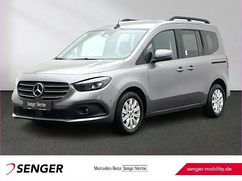 Gebraucht Mercedes T180 Progressive 116 PS (85 kW) 2025 Van / Kleinbus