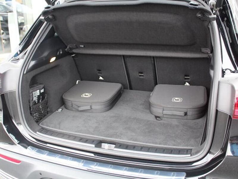 Gebraucht Mercedes EQA300 Progressive 167 kW (228 PS) 2024 Schwarz SUV