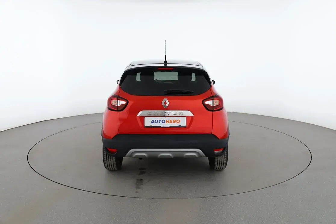 Gebraucht Renault Captur Intens 120 PS (88 kW) 2018 Rot SUV