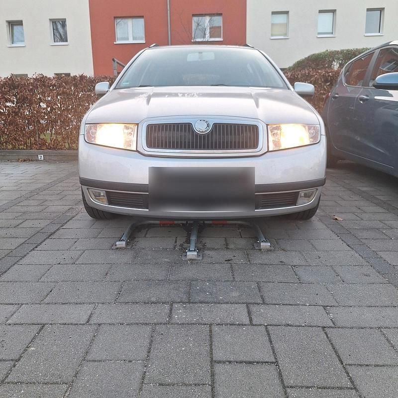 Gebraucht Skoda Fabia 75 PS (55 kW) 2001 Silber Kombi