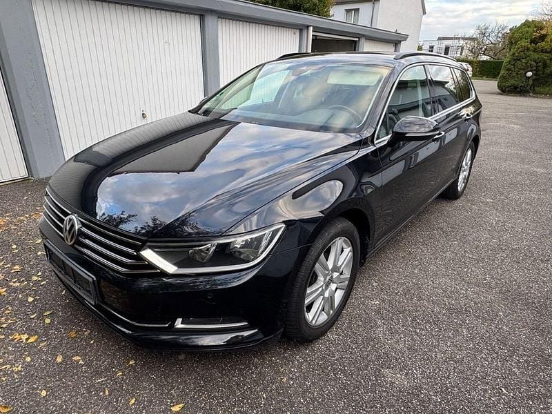 Braun Gebraucht 2019 VW Passat Comfortline Kombi | 11.900 € (Guter Preis) - Bild 1/4
