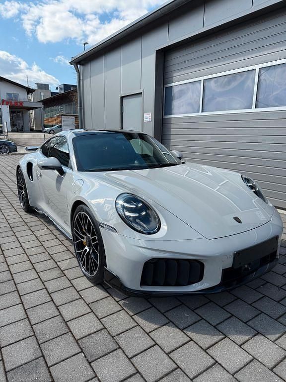Neu Porsche 992 711 PS (522 kW) 2026 Grau Coupé