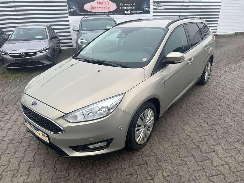 Gebraucht Ford Focus Business Edition 101 PS (74 kW) 2014 Grau Kombi