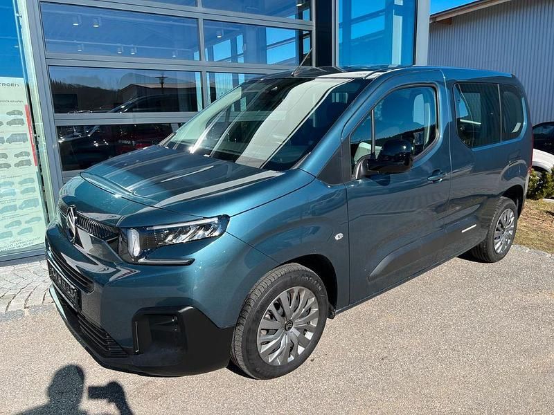 Gebraucht Citroën Berlingo PureTech 110 PS (80 kW) 2024 Blau Van / Kleinbus