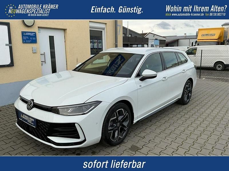 [0q0q] pure white Neu 2025 VW Passat R-line Kombi | 42.790 € - Bild 1/4