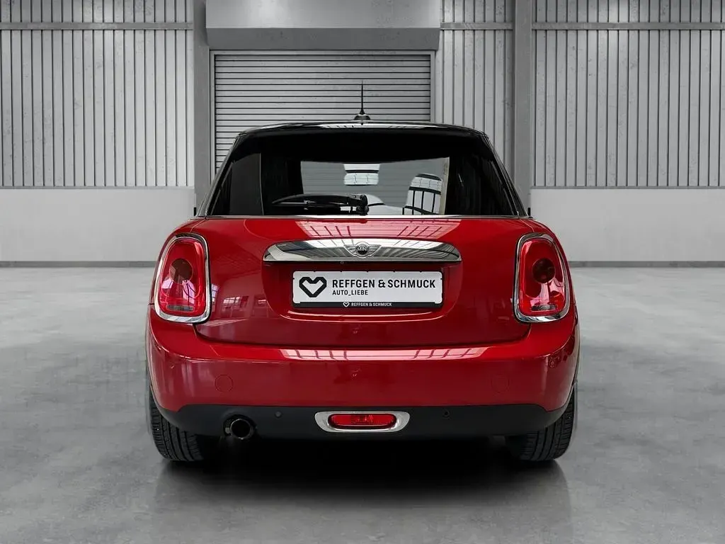 Używany Mini Cooper 136 KM (100 kW) 2015 Czerwony Hatchback