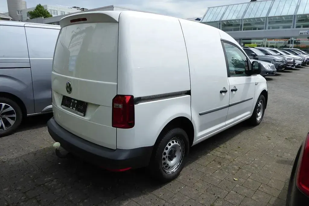 Gebraucht VW Caddy 102 PS (75 kW) 2019 Weiß Van / Kleinbus