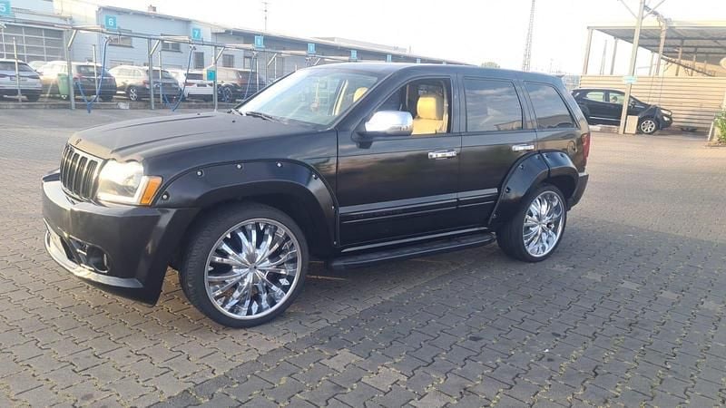 Schwarz Gebraucht 2008 Chrysler Grand Cherokee SUV | 9.999 € - Bild 1/4
