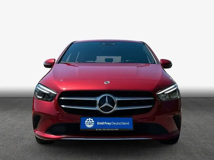 Gebraucht Mercedes B200 Progressive 163 PS (119 kW) 2022 Rot Kleinwagen