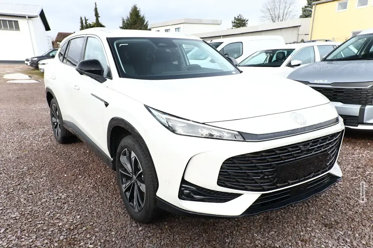 Neu MG HS Comfort 224 PS (164 kW) 2026 Weiß SUV