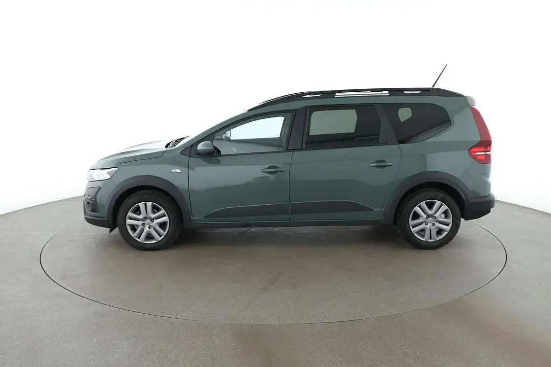 Gebraucht Dacia Jogger Expression 2023 Grün Van / Kleinbus