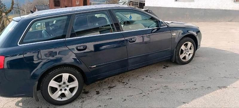 Gebraucht Audi A4 145 PS (106 kW) 2005 Blau Kombi