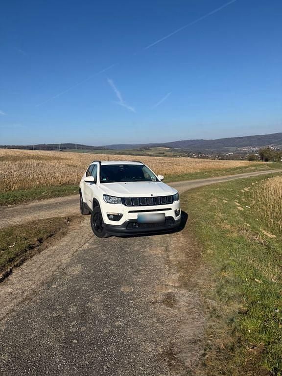 Gebraucht Jeep Compass Longitude 140 PS (102 kW) 2017 Weiß SUV