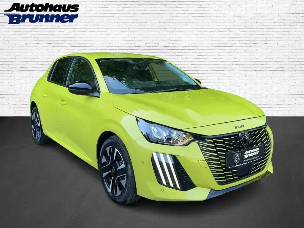 Gebraucht Peugeot 208 Allure 101 PS (74 kW) 2024 Gelb Kleinwagen