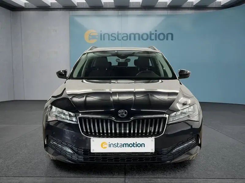 Gebraucht Skoda Superb 200 PS (147 kW) 2022 Andere Kombi