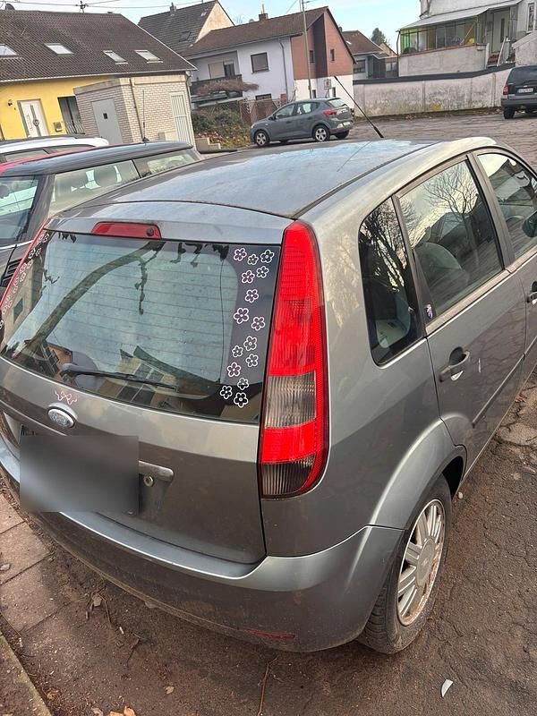 Gebraucht Ford Fiesta 80 PS (58 kW) 2002 Grau Kleinwagen