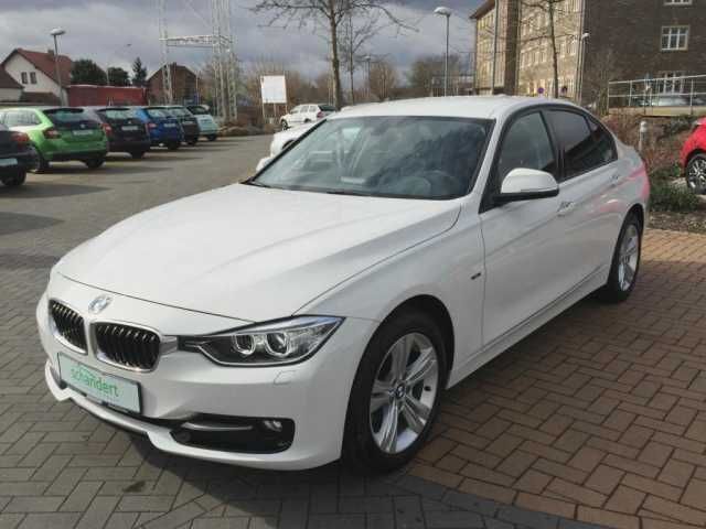 Gebraucht BMW 318 143 PS (105 kW) 2012 Weiß Limousine