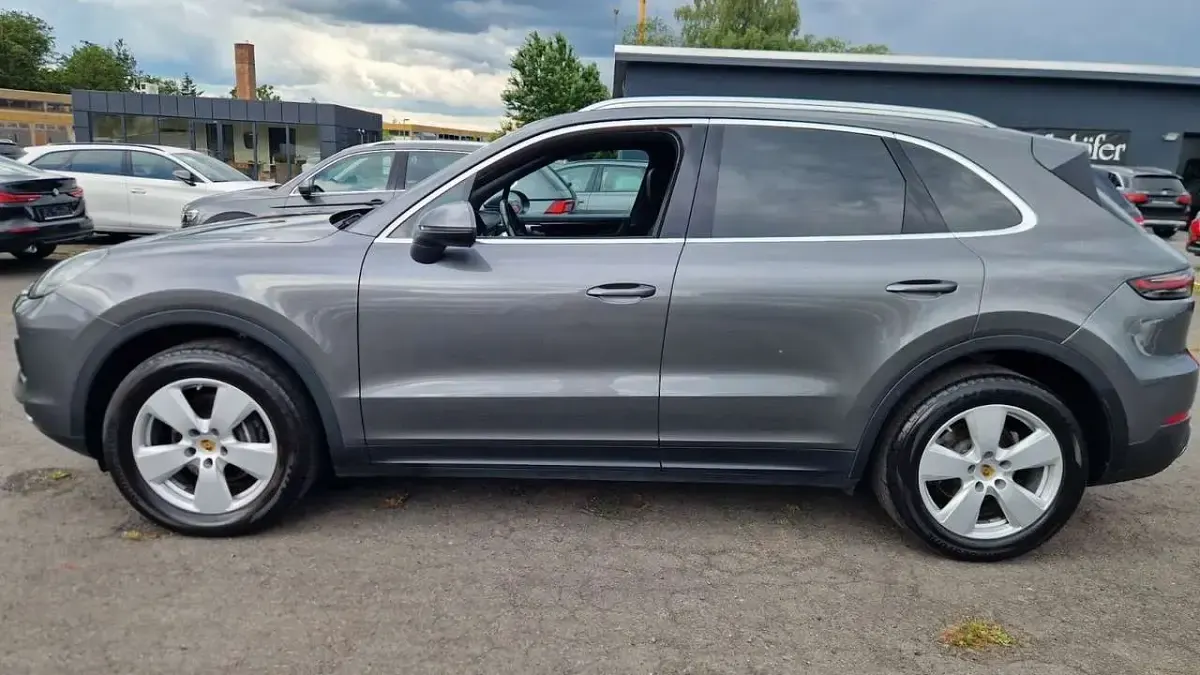 Używany Porsche Cayenne 340 KM (250 kW) 2019 Szary SUV