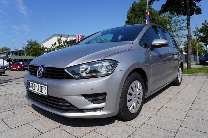 Silber Gebraucht 2014 VW Golf VII Trendline Limousine | 9.650 € (Fairer Preis) - Bild 1/4