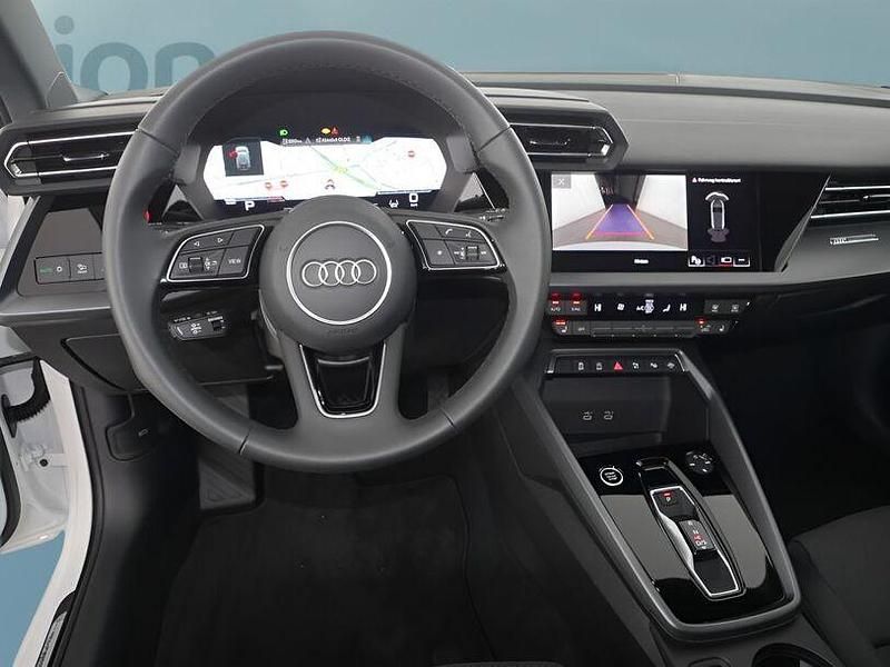 Gebraucht Audi A3 150 PS (110 kW) 2025 Weiss Limousine
