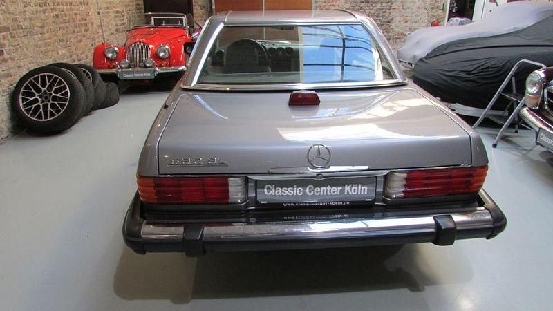 Gebraucht Mercedes 560 231 PS (169 kW) 1987 Grau Cabrio