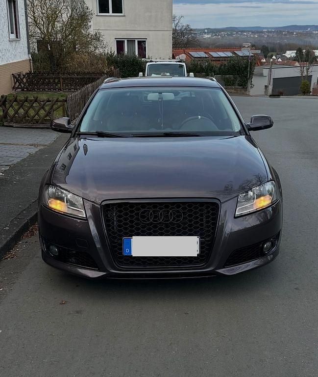 Gebraucht Audi A3 Ambition 125 PS (91 kW) 2010 Violet Kleinwagen