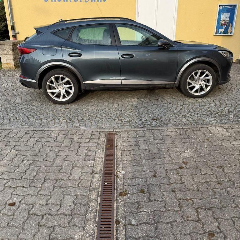 Gebraucht Cupra Formentor Basis 150 PS (110 kW) 2022 Grau SUV