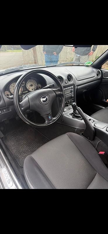 Gebraucht Mazda MX5 110 PS (80 kW) 2004 Silber Cabrio