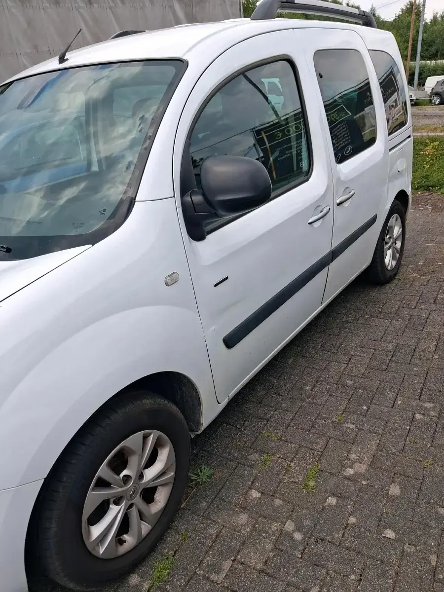 Gebraucht Renault Kangoo 114 PS (83 kW) 2016 Weiß Van / Kleinbus