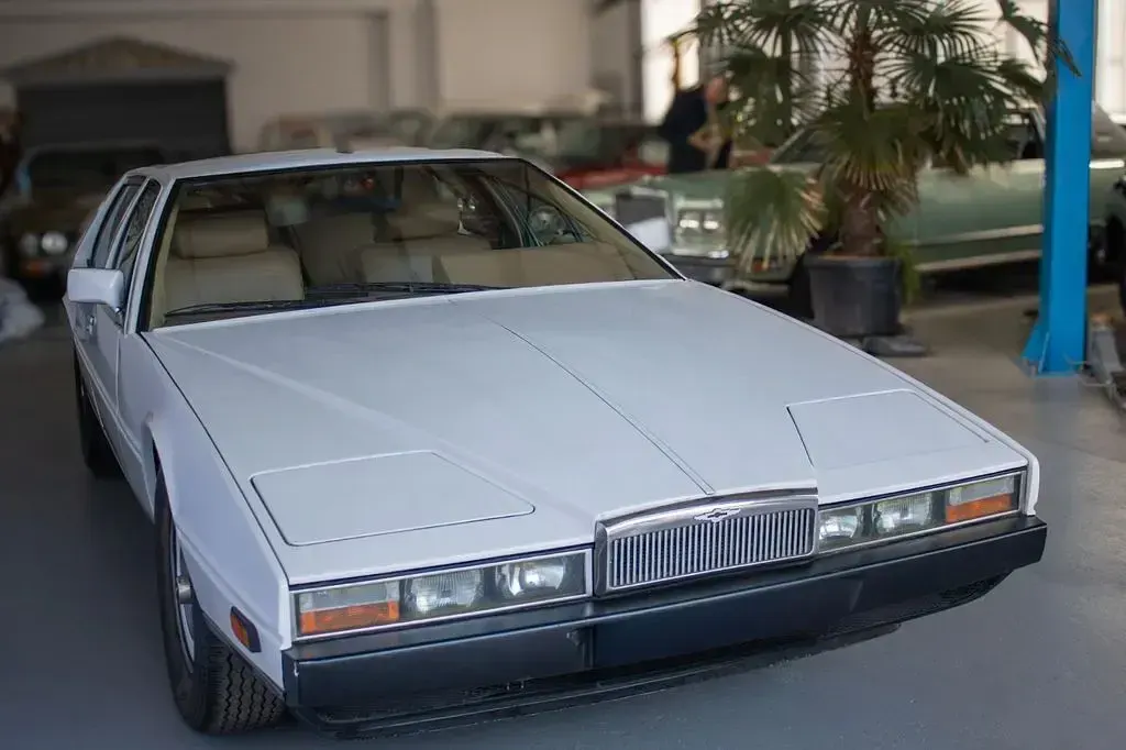 Gebraucht Aston Martin Lagonda 303 PS (222 kW) 1981 Limousine
