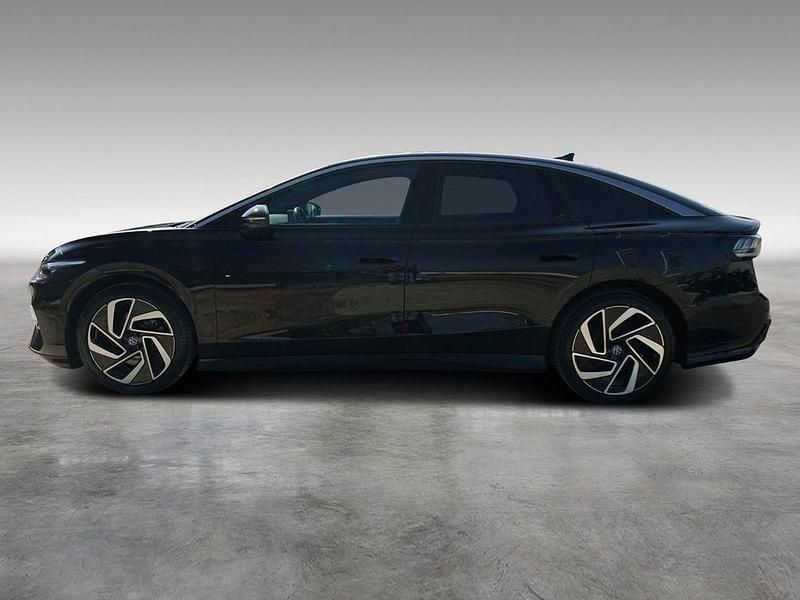 Gebraucht VW ID.7 Pro 210 kW (286 PS) 2023 Grenadillschwarz metallic Kleinwagen