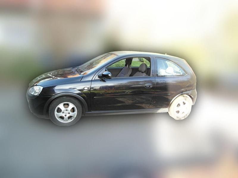 Używany Opel Corsa 75 KM (55 kW) 2002 Czarny Hatchback
