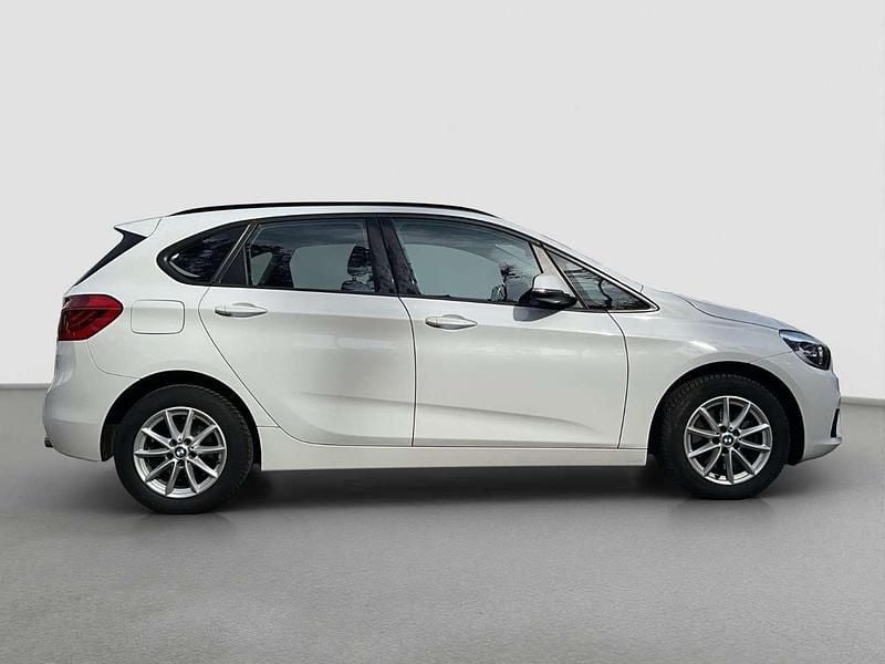 Gebraucht BMW 220 Active Tourer 192 PS (141 kW) 2017 Alpinweiss iii Van / Kleinbus