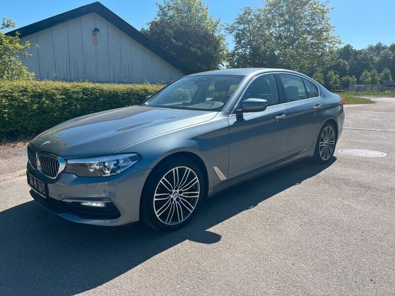 Gebraucht BMW 530 265 PS (194 kW) 2017 Blau Limousine