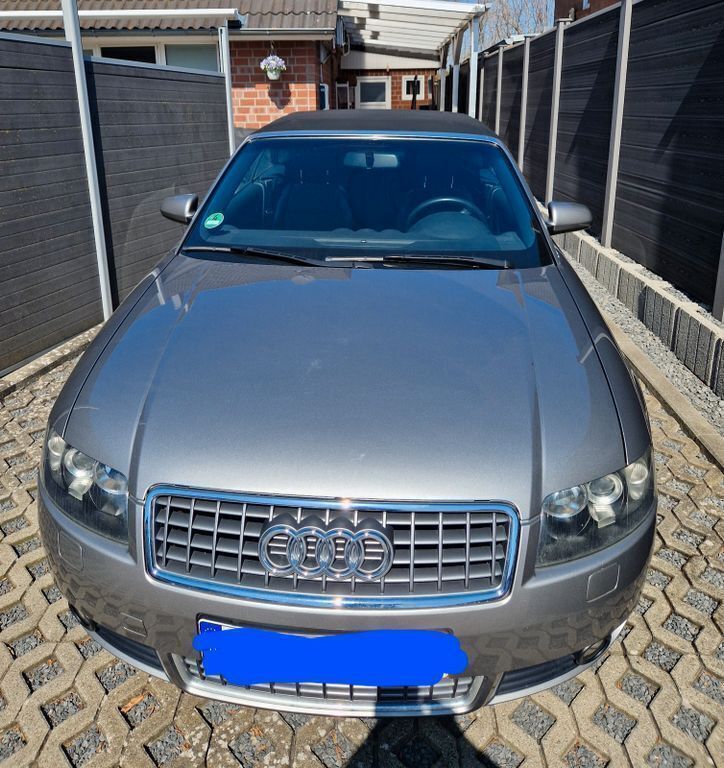 Grau Gebraucht 2006 Audi A4 Cabriolet Cabrio | 7.999 € - Bild 1/4