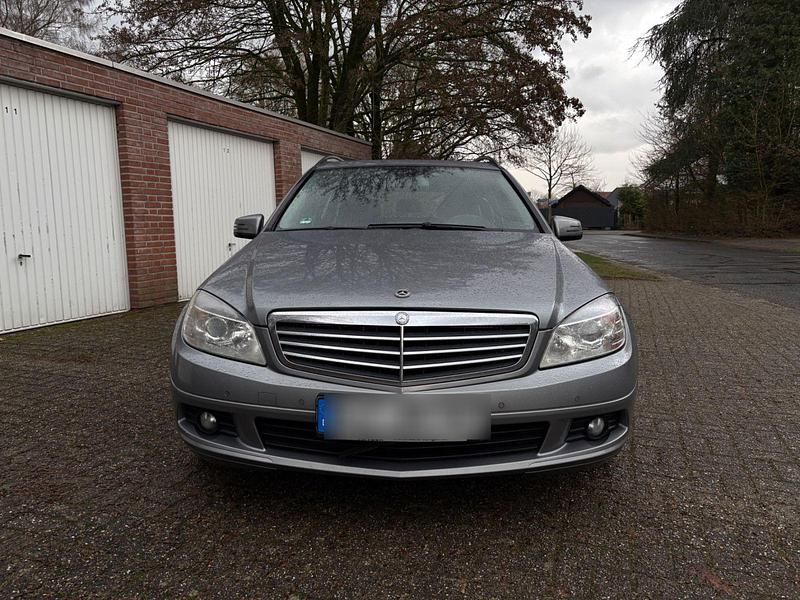 Gebraucht Mercedes C220 170 PS (125 kW) 2008 Grau Kombi
