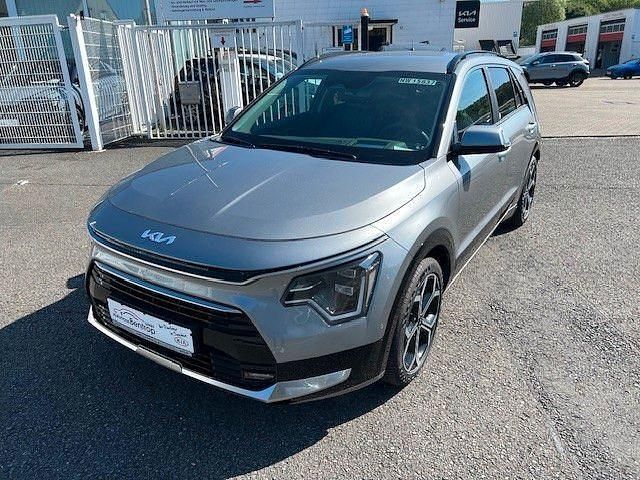 Grau Neu 2025 Kia Niro Spirit SUV | 33.980 € (Fairer Preis) - Bild 1/4