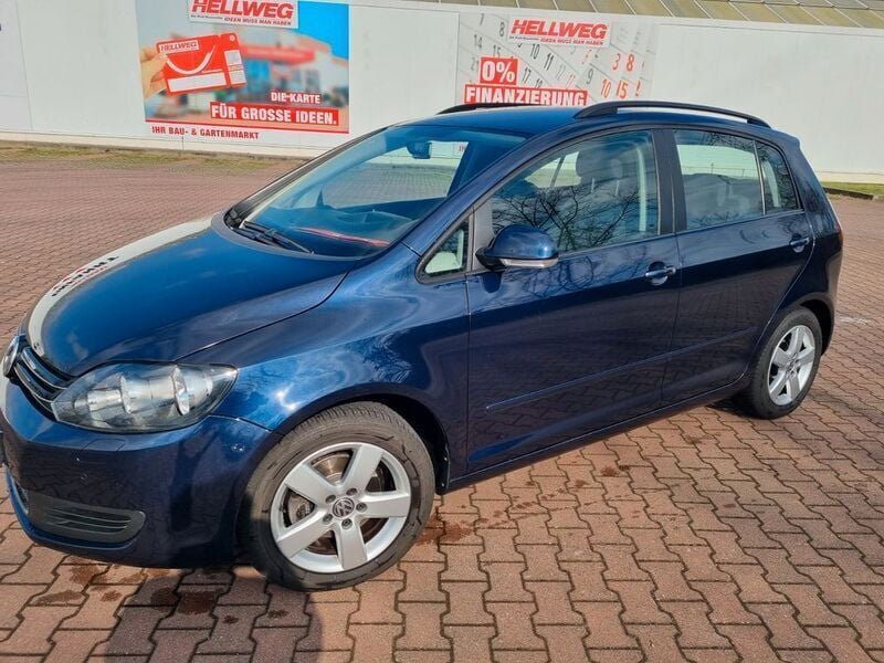 Blau Gebraucht 2013 VW Golf VII Comfortline Limousine | 7.500 € (Guter Preis) - Bild 1/4