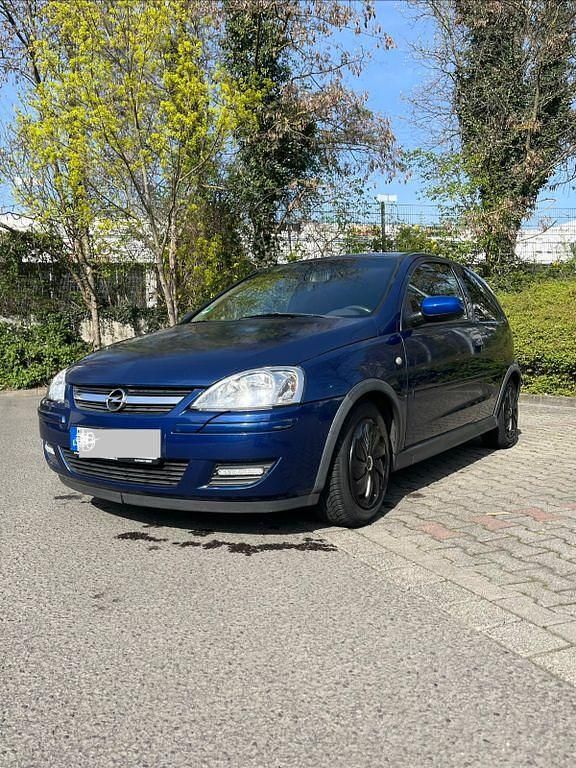 Usata Opel Corsa 75 CV (55 kW) 2004 Utilitaria