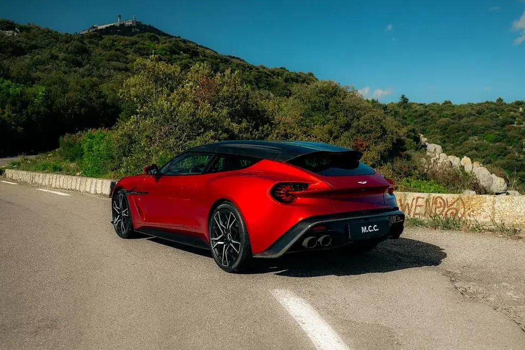 Gebraucht Aston Martin Vanquish 600 PS (441 kW) 2019 Rot