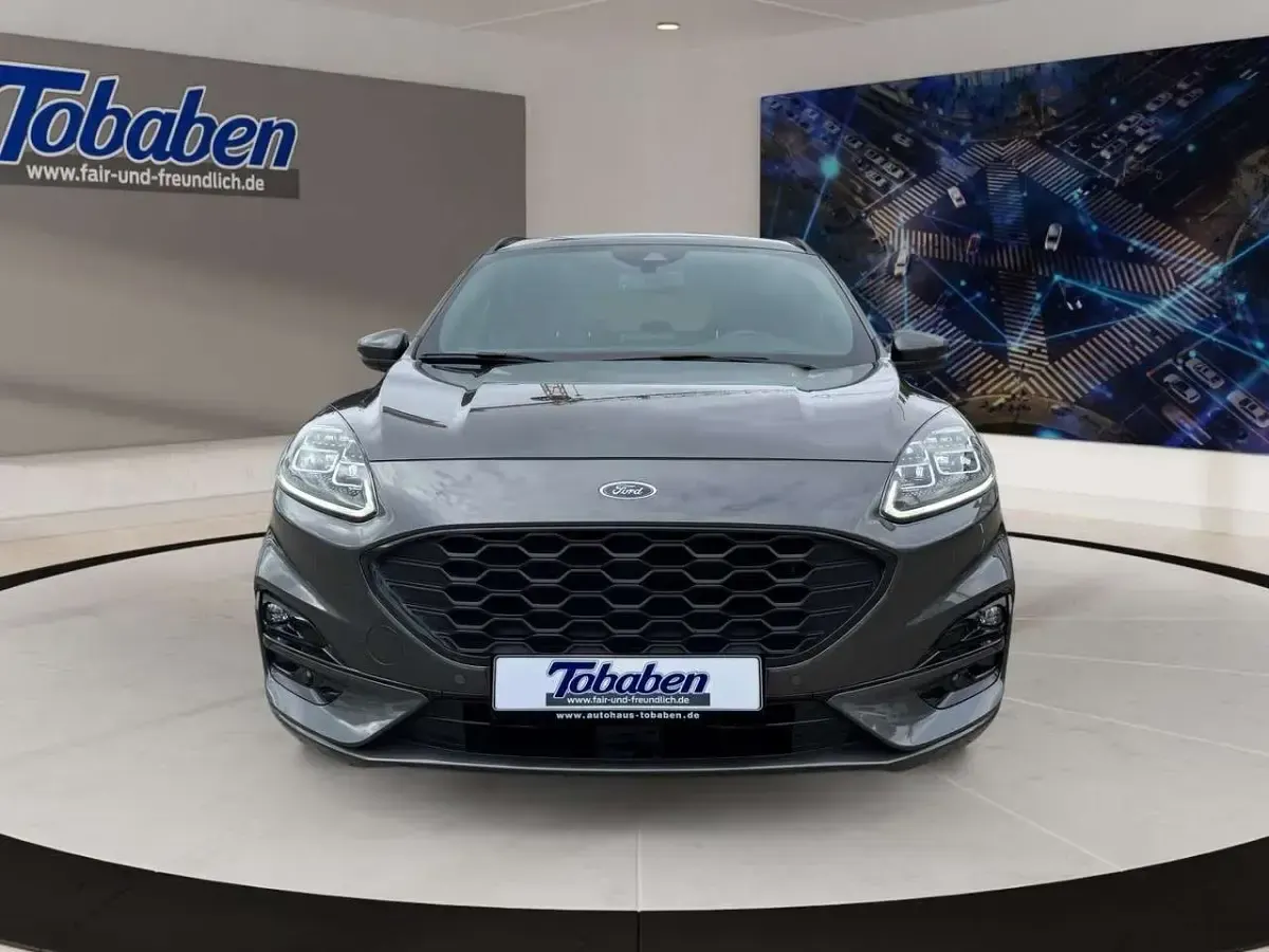 Gebraucht Ford Kuga ST-Line X 190 PS (139 kW) 2023 Grau SUV