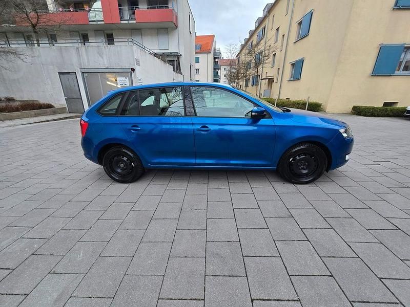 Second-hand Skoda Rapid 90 CP (66 kW) 2017 Albastru Hatchback