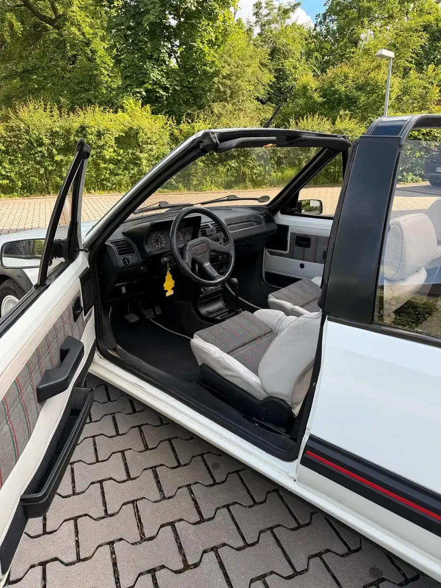 Gebraucht Peugeot 205 102 PS (75 kW) 1993 Weiß Cabrio
