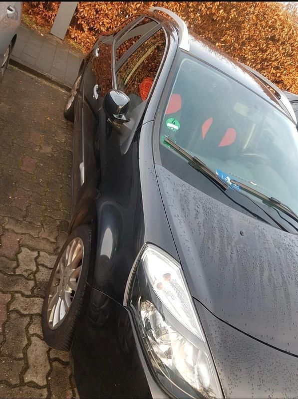 Gebraucht Renault Clio GrandTour 85 PS (62 kW) 2009 Schwarz Kombi