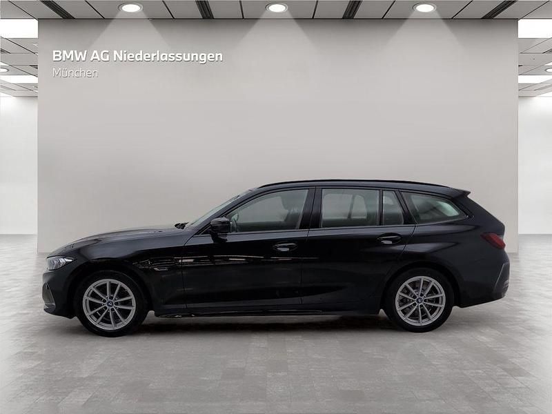 Gebraucht BMW 330e 292 PS (214 kW) 2022 Schwarz Kombi